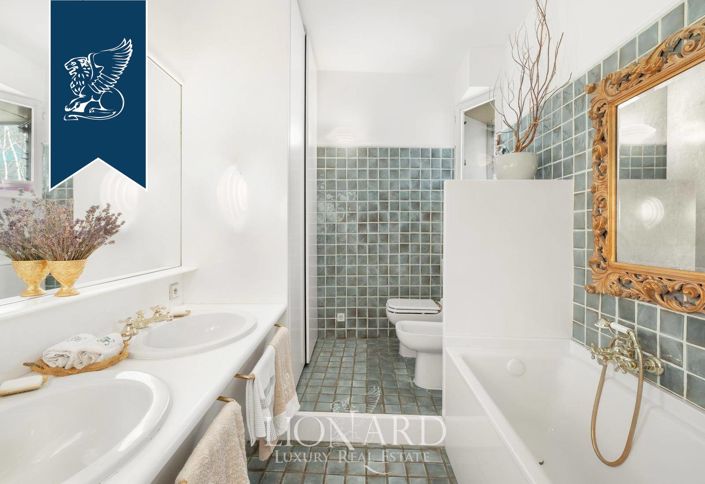 Image No.20-4 Bed Villa for sale