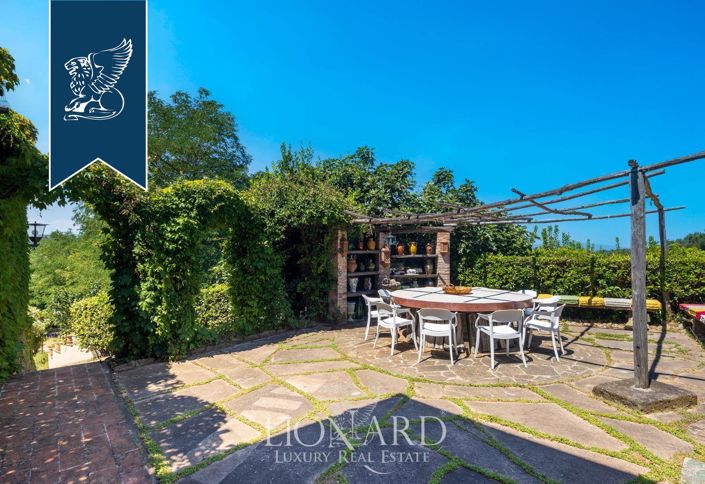 Image No.17-9 Bed Villa for sale