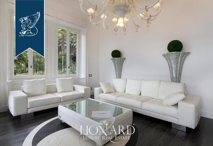 Image No.17-7 Bed Villa for sale