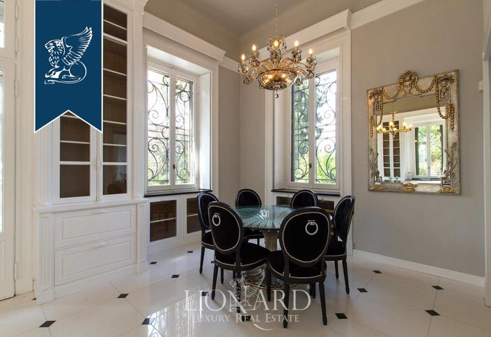 Image No.30-7 Bed Villa for sale