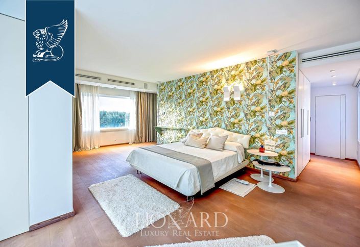 Image No.14-3 Bed Villa for sale