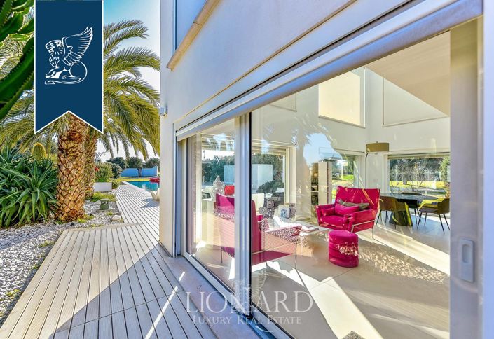 Image No.6-3 Bed Villa for sale