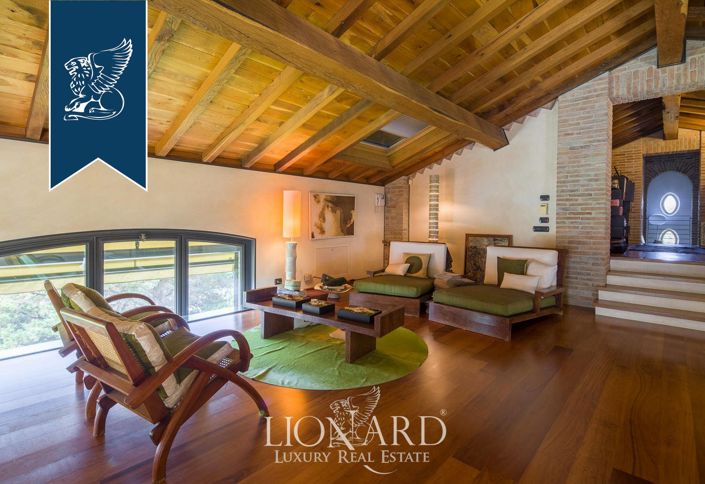 Image No.37-4 Bed Villa for sale