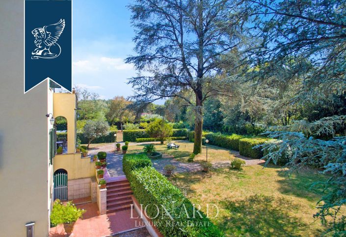 Image No.11-Villa de 4 chambres à vendre à Lucca
