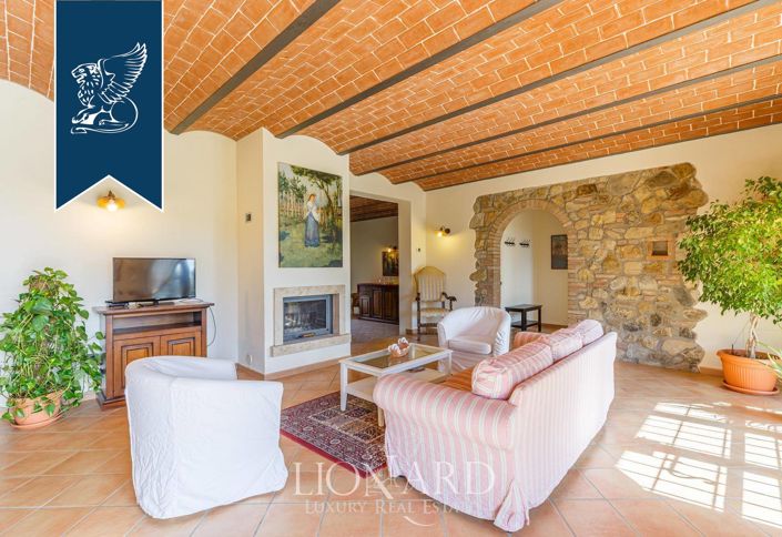 Image No.12-Ferme de 14 chambres à vendre à Rosignano Marittimo