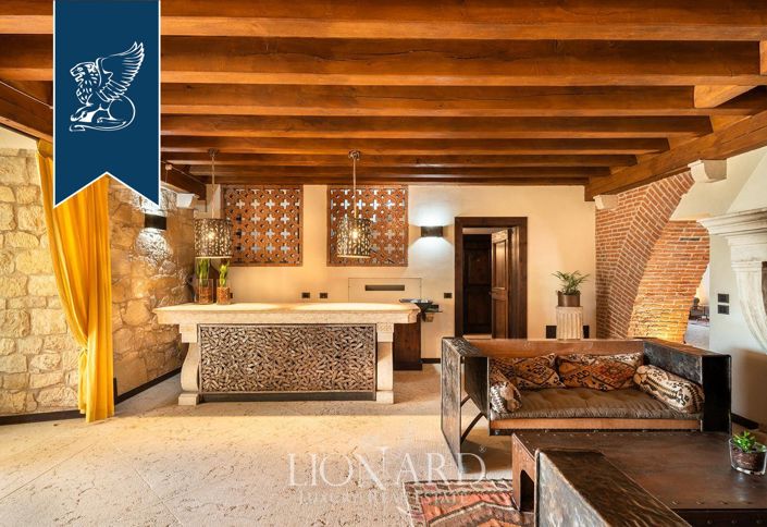 Image No.50-Villa de 9 chambres à vendre à Verona