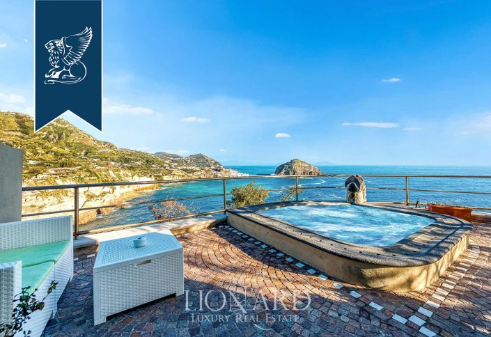 Image No.19-28 Bed Hotel for sale