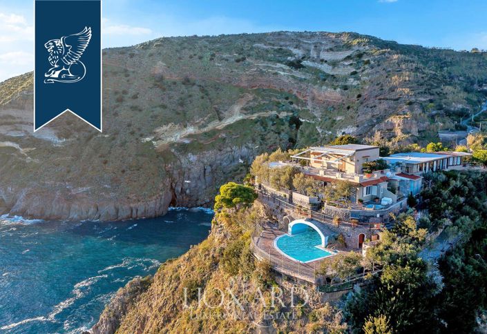 Image No.8-28 Bed Hotel for sale