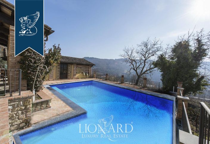 Image No.11-22 Bed Farmhouse for sale