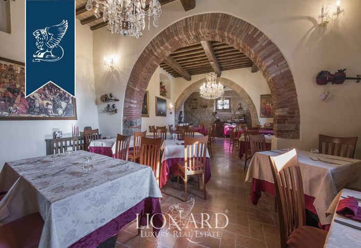 Image No.23-22 Bed Farmhouse for sale