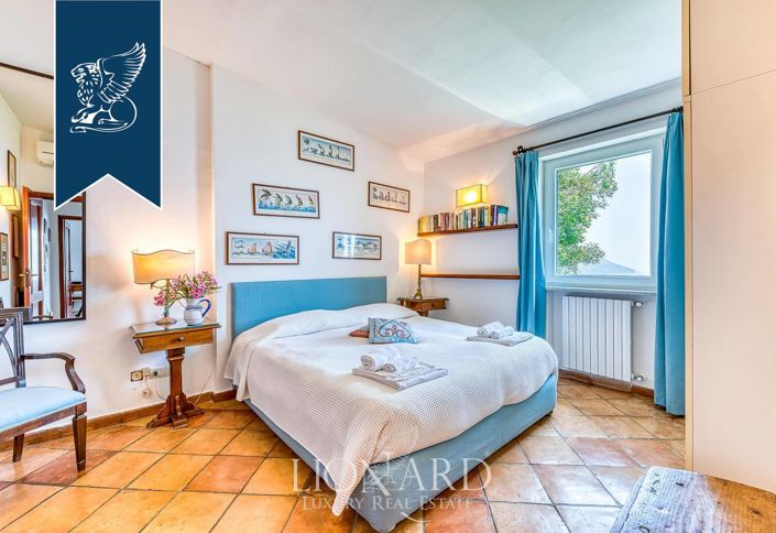 Image No.19-7 Bed Villa for sale