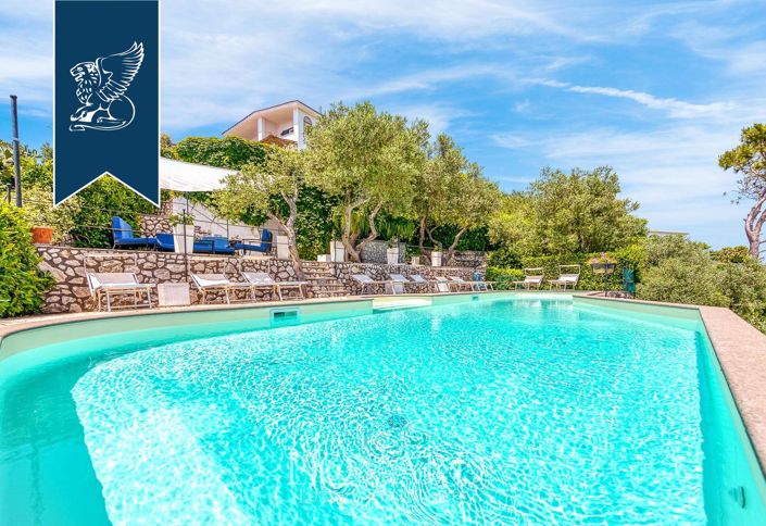 Image No.2-7 Bed Villa for sale