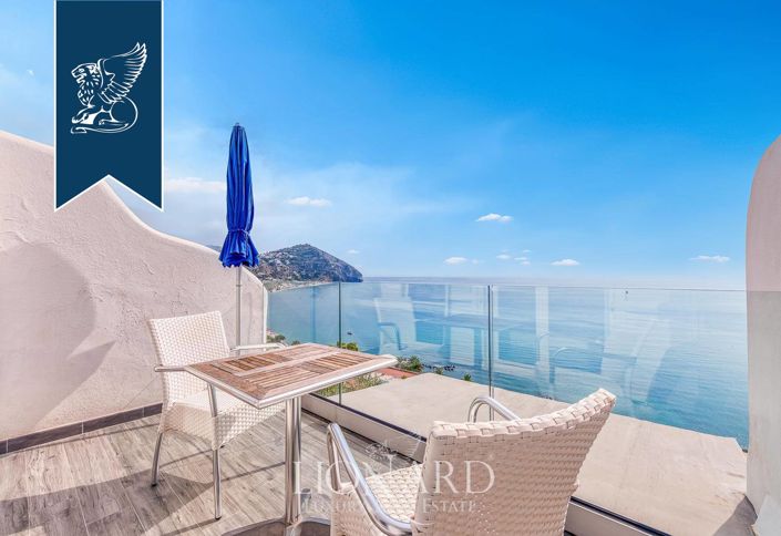 Image No.17-9 Bed Hotel for sale