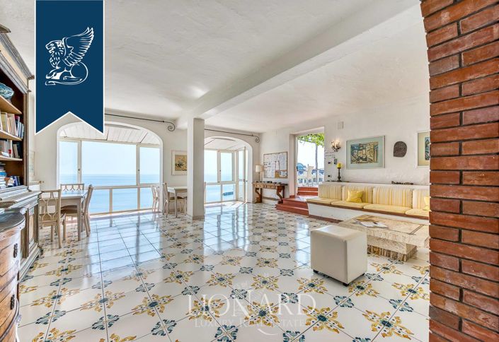 Image No.9-9 Bed Hotel for sale