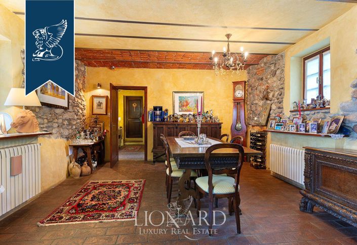 Image No.23-Ferme de 13 chambres à vendre à Novara