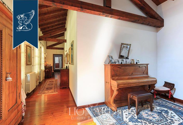 Image No.27-Ferme de 13 chambres à vendre à Novara