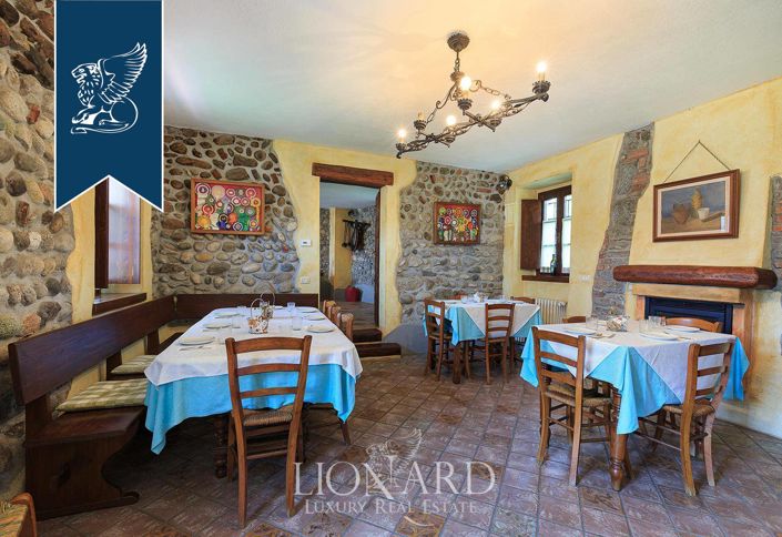 Image No.37-Ferme de 13 chambres à vendre à Novara