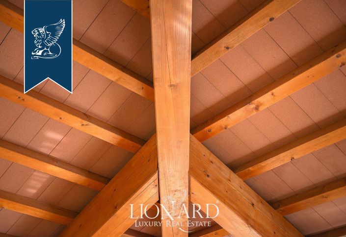 Image No.37-5 Bed Villa for sale