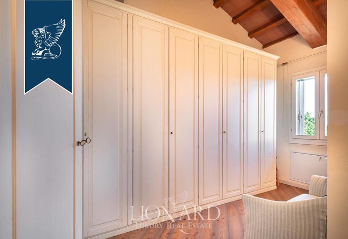 Image No.45-5 Bed Villa for sale