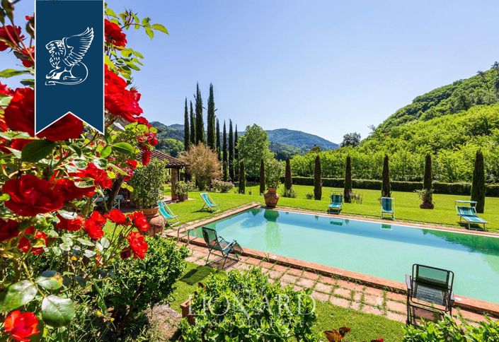 Image No.25-Maison de campagne de 12 chambres à vendre à Lucca