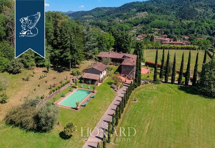 Image No.4-Maison de campagne de 12 chambres à vendre à Lucca