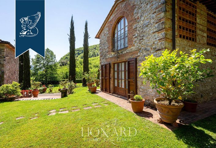 Image No.40-Maison de campagne de 12 chambres à vendre à Lucca
