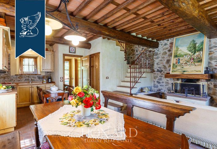 Image No.52-Maison de campagne de 12 chambres à vendre à Lucca