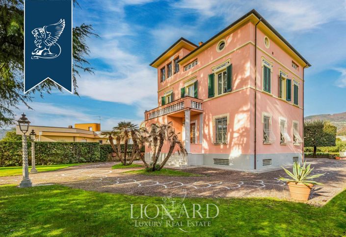 Image No.15-5 Bed Villa for sale