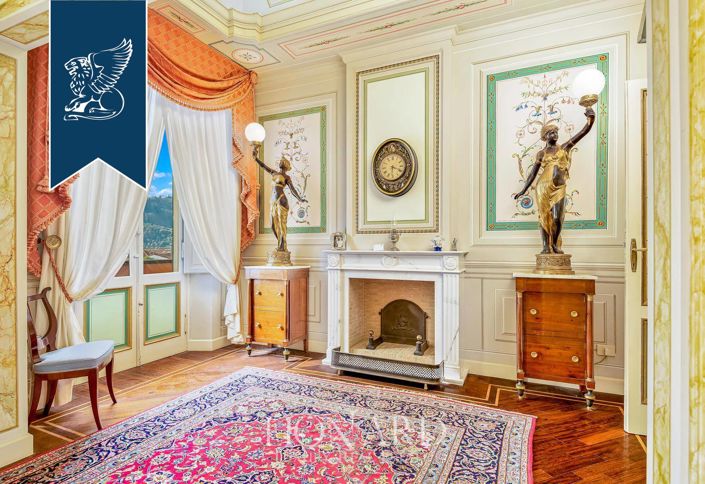 Image No.8-5 Bed Villa for sale