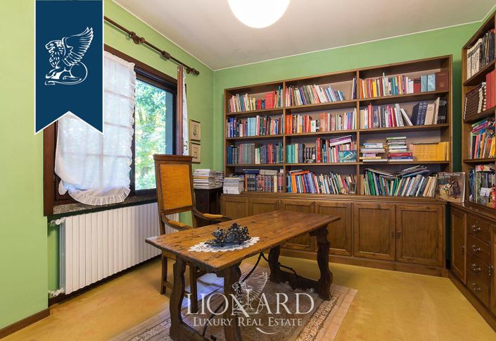 Image No.25-5 Bed Villa for sale