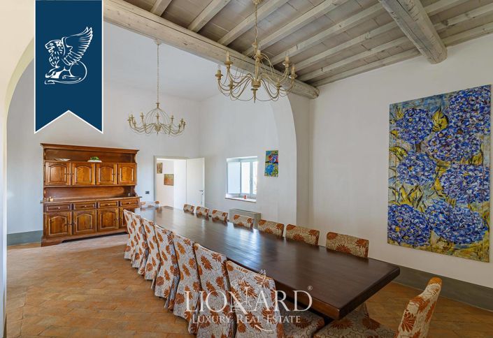 Image No.21-Ferme de 7 chambres à vendre à San Gimignano