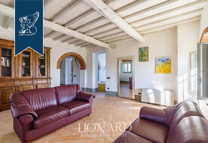 Image No.28-Ferme de 7 chambres à vendre à San Gimignano