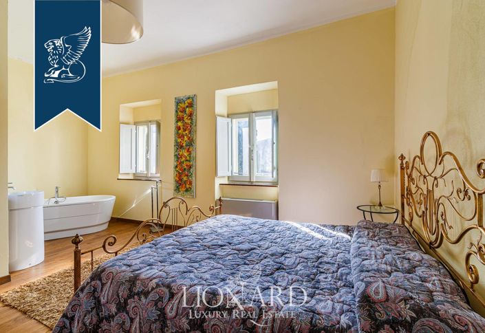 Image No.30-Ferme de 7 chambres à vendre à San Gimignano