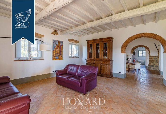 Image No.37-Ferme de 7 chambres à vendre à San Gimignano