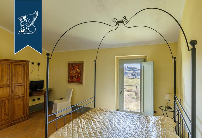 Image No.39-Ferme de 7 chambres à vendre à San Gimignano