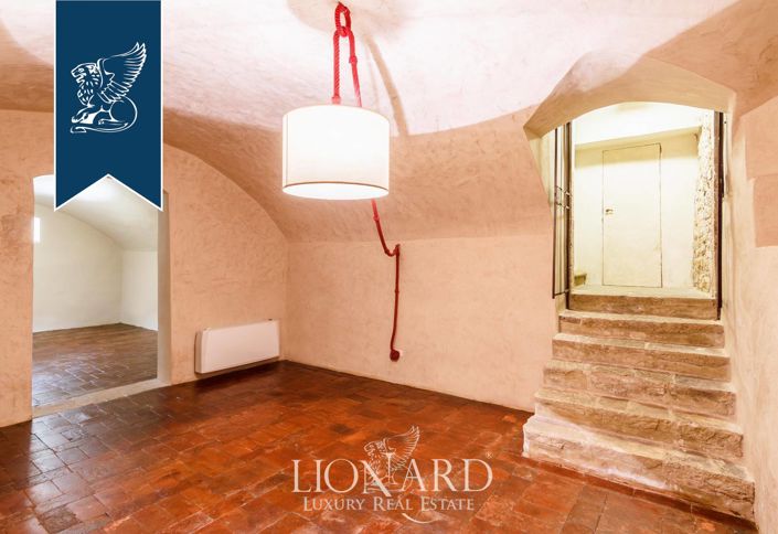 Image No.32-2 Bed Villa for sale