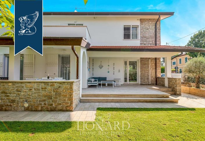 Image No.3-Villa de 5 chambres à vendre à Lucca