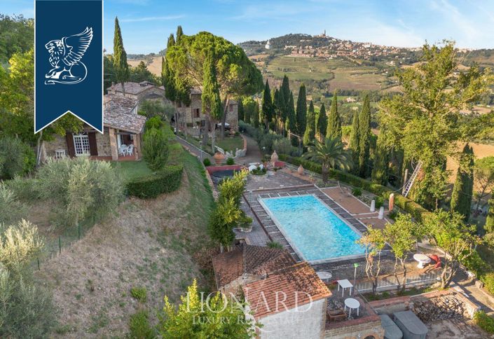 Image No.3-8 Bed Villa for sale