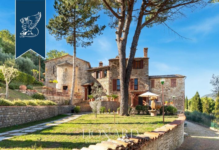 Image No.8-8 Bed Villa for sale