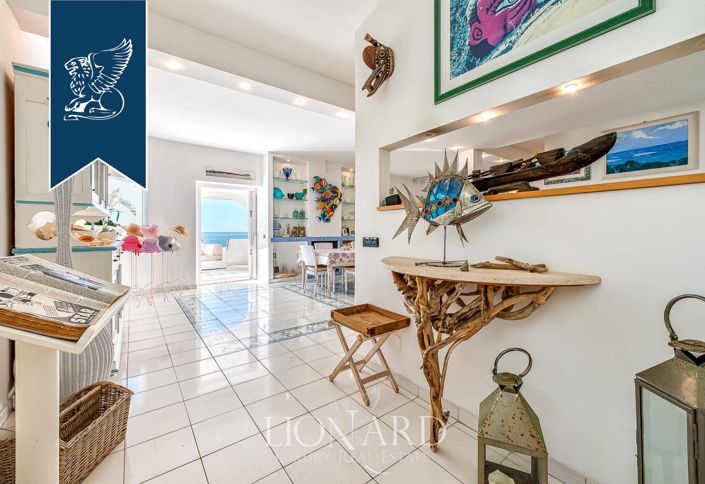 Image No.4-6 Bed Villa for sale