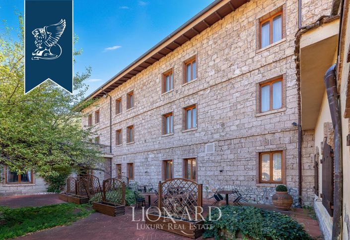 Image No.10-35 Bed Hotel for sale