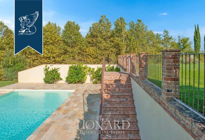 Image No.6-6 Bed Villa for sale