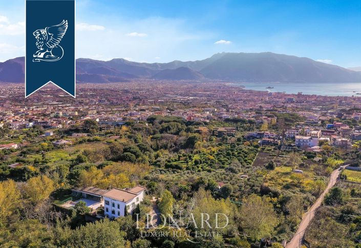 Image No.4-Villa de 6 chambres à vendre à Naples