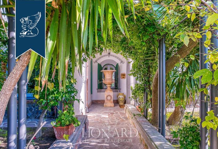 Image No.8-Villa de 6 chambres à vendre à Naples