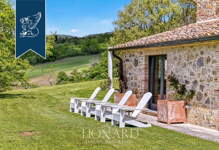 Image No.9-6 Bed Villa for sale