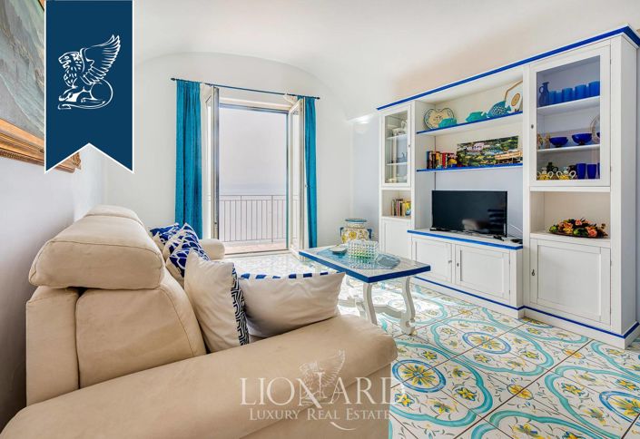 Image No.19-Villa de 8 chambres à vendre à Salerno