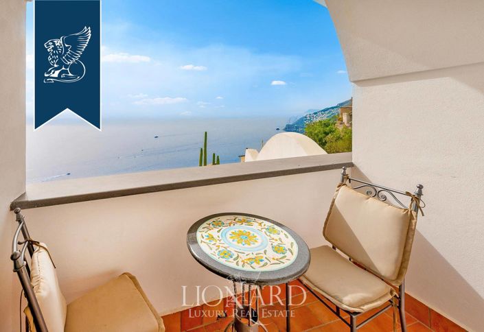 Image No.20-Villa de 8 chambres à vendre à Salerno