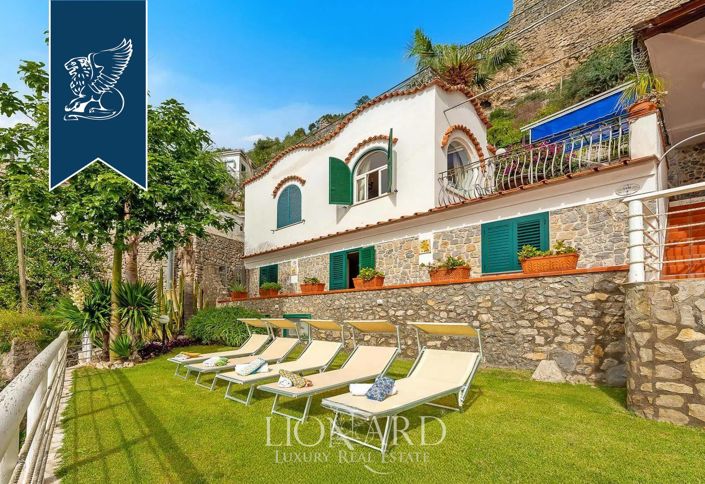 Image No.3-Villa de 8 chambres à vendre à Salerno