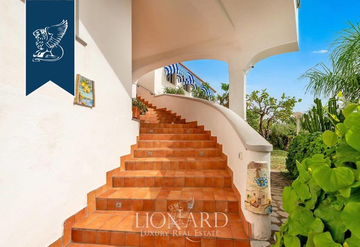 Image No.6-Villa de 8 chambres à vendre à Salerno