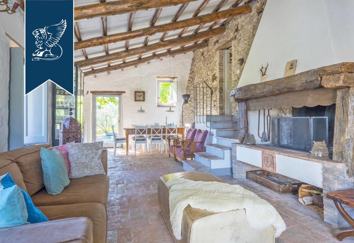 Image No.18-7 Bed Villa for sale